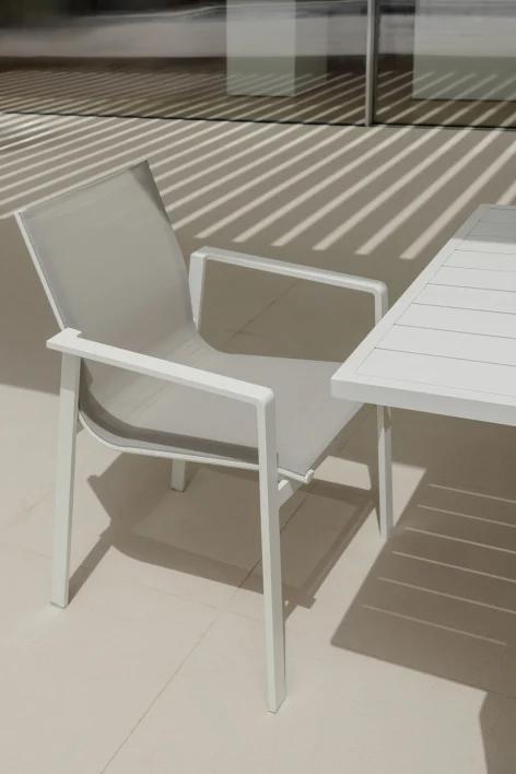 Silla de jardín apilable en aluminio Eika