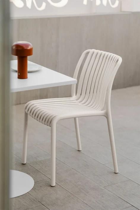 Silla de jardín apilable en polipropileno Wendell